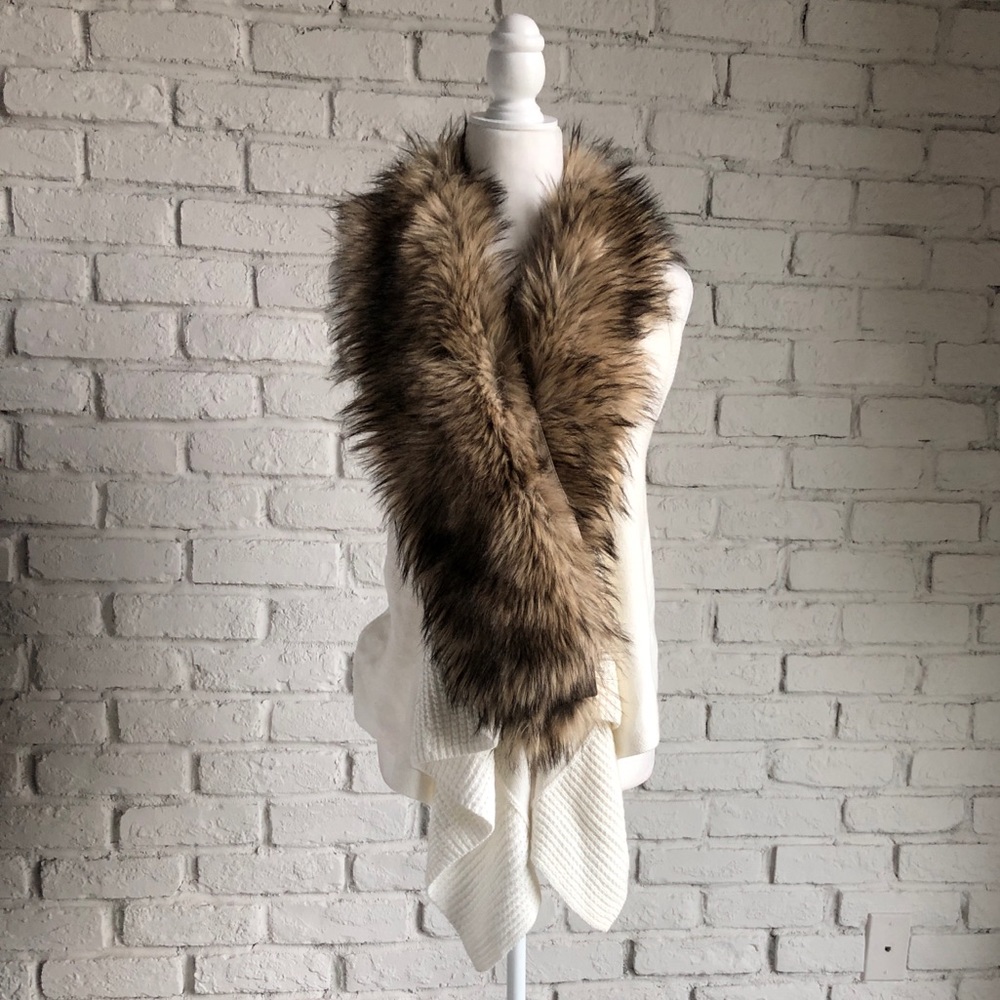 Michael Kors 💋♥️💯 Faux Fur Sweater 💄❤️ item #7